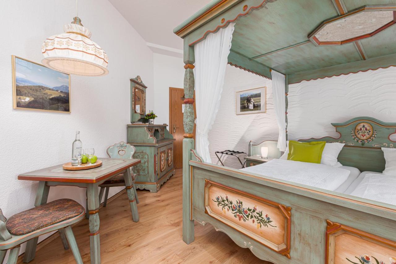 Hotel Landgasthof Hoelzer โฟรนเดนแบร์ก ภายนอก รูปภาพ