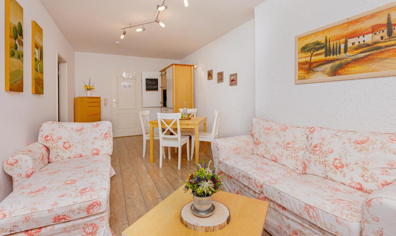 Hotel Landgasthof Hoelzer โฟรนเดนแบร์ก ภายนอก รูปภาพ