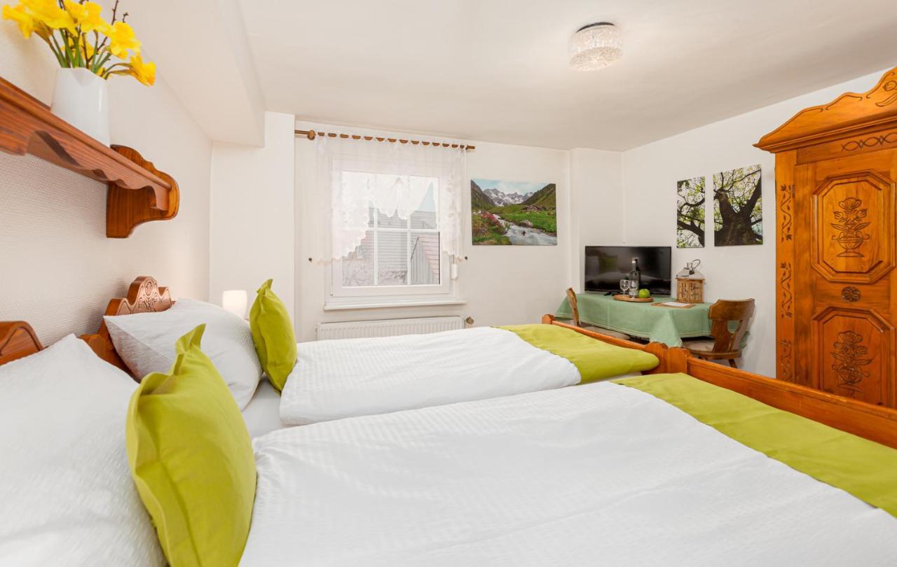 Hotel Landgasthof Hoelzer โฟรนเดนแบร์ก ภายนอก รูปภาพ