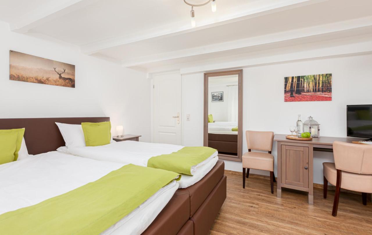 Hotel Landgasthof Hoelzer โฟรนเดนแบร์ก ภายนอก รูปภาพ